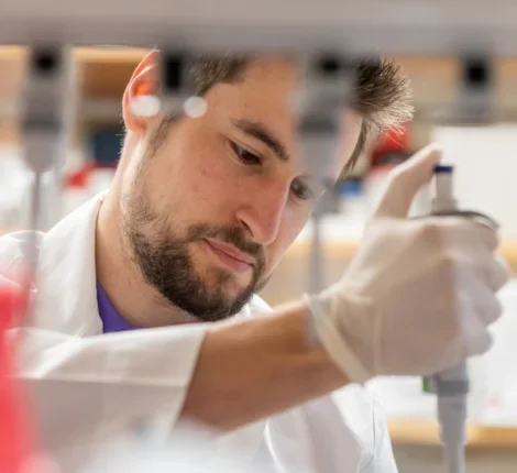 Scientist working in a lab